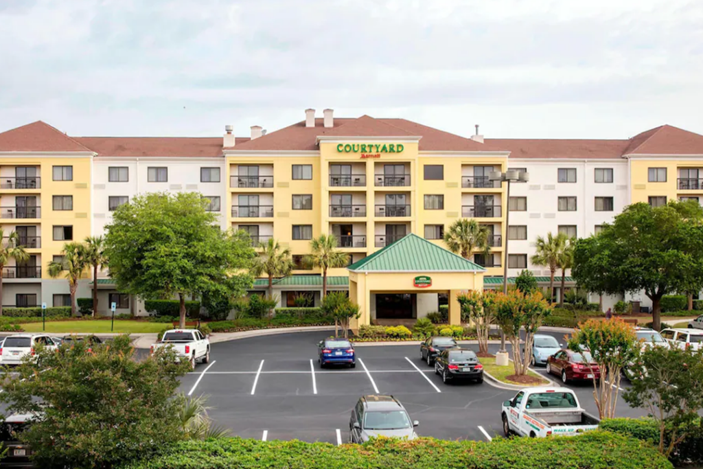 Front entrance of the Courtyard by Marriott Myrtle Beach Barefoot Landing